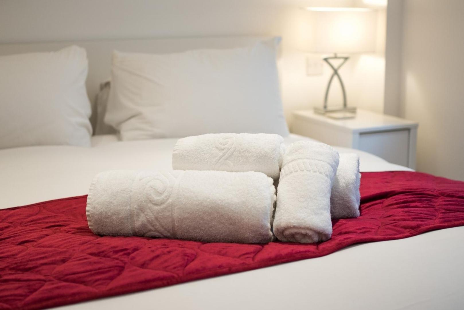 1bd Modern Oasis: Near Attractions London