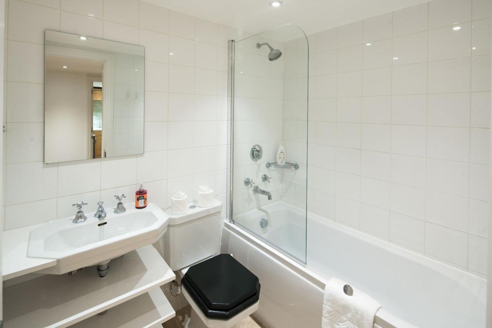 1bd Modern Oasis: Near Attractions * London