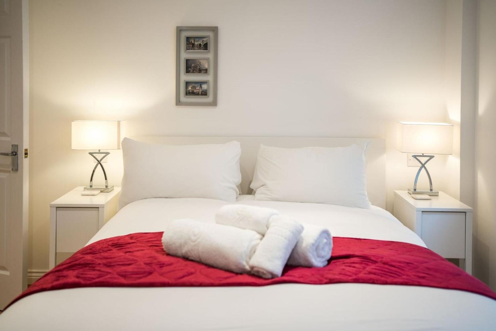 1bd Modern Oasis: Near Attractions Apartment