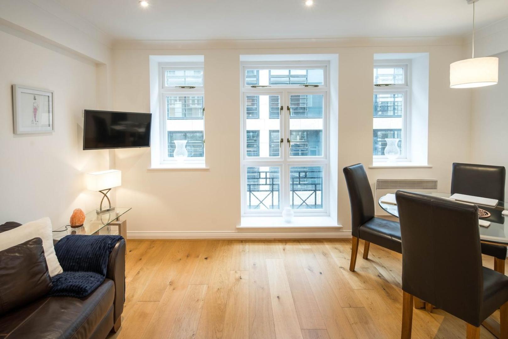 1bd Modern Oasis: Near Attractions Apartment London